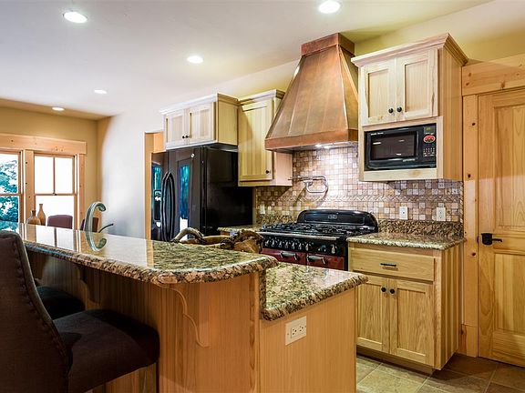 5th image of 117 Fox Peak Dr