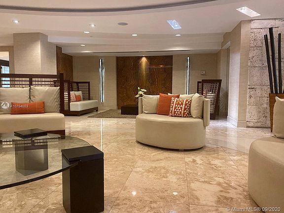 4th image of 2555 Collins Ave APT 1208
