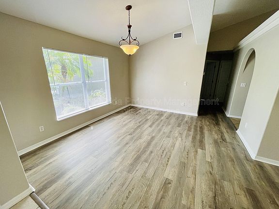 4th image of 1514 Sunset Village Blvd
