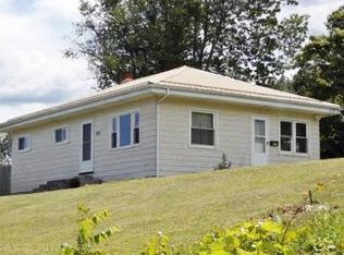 202 Johnston Ave, Pearisburg, VA 24134