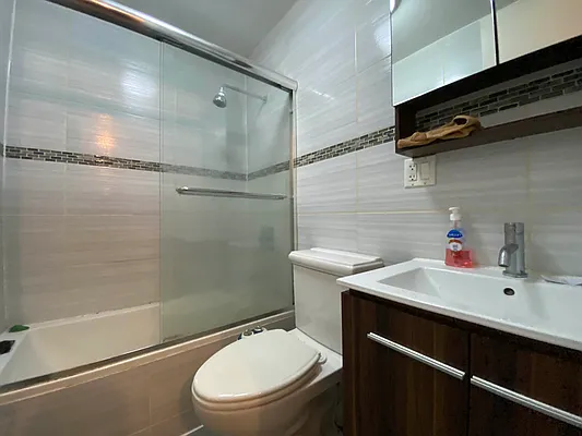 Rented by Yup Realty LLC | media 14