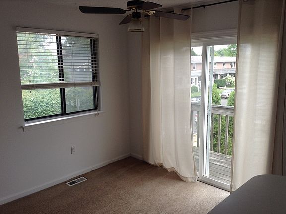 Living Room 841 W 2nd St