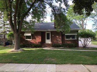 1609 Grace St, De Pere, WI 54115