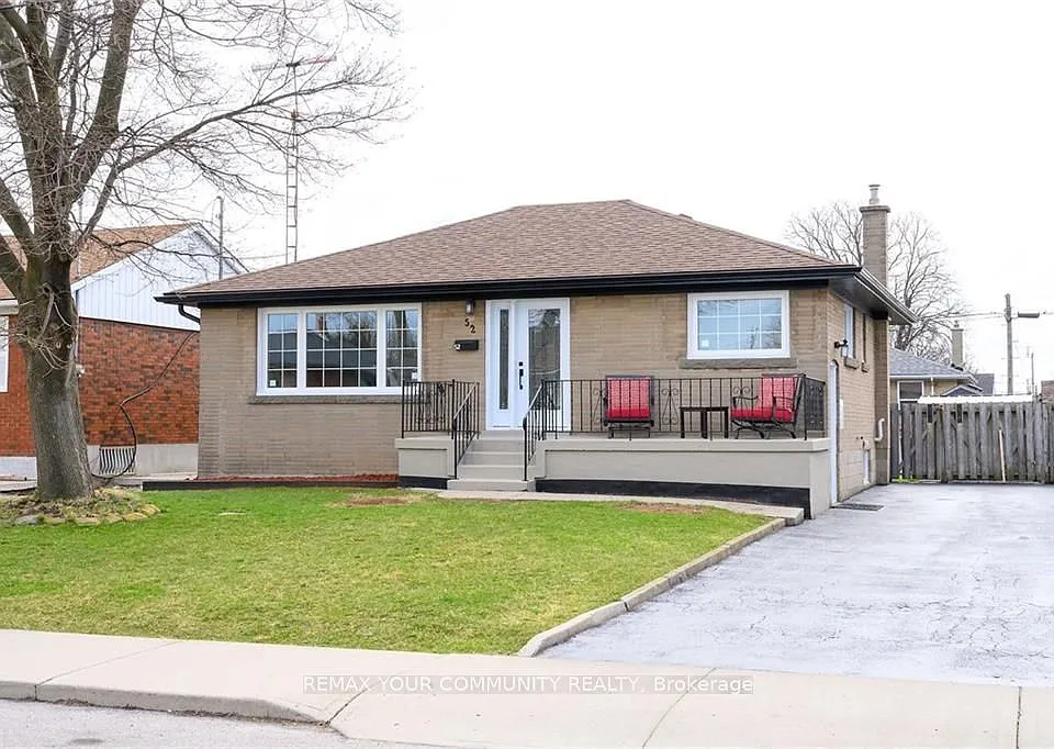 52 Elliott Ave #UPPER