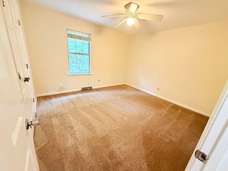 310 Leafmore Rd SW — Photo 13