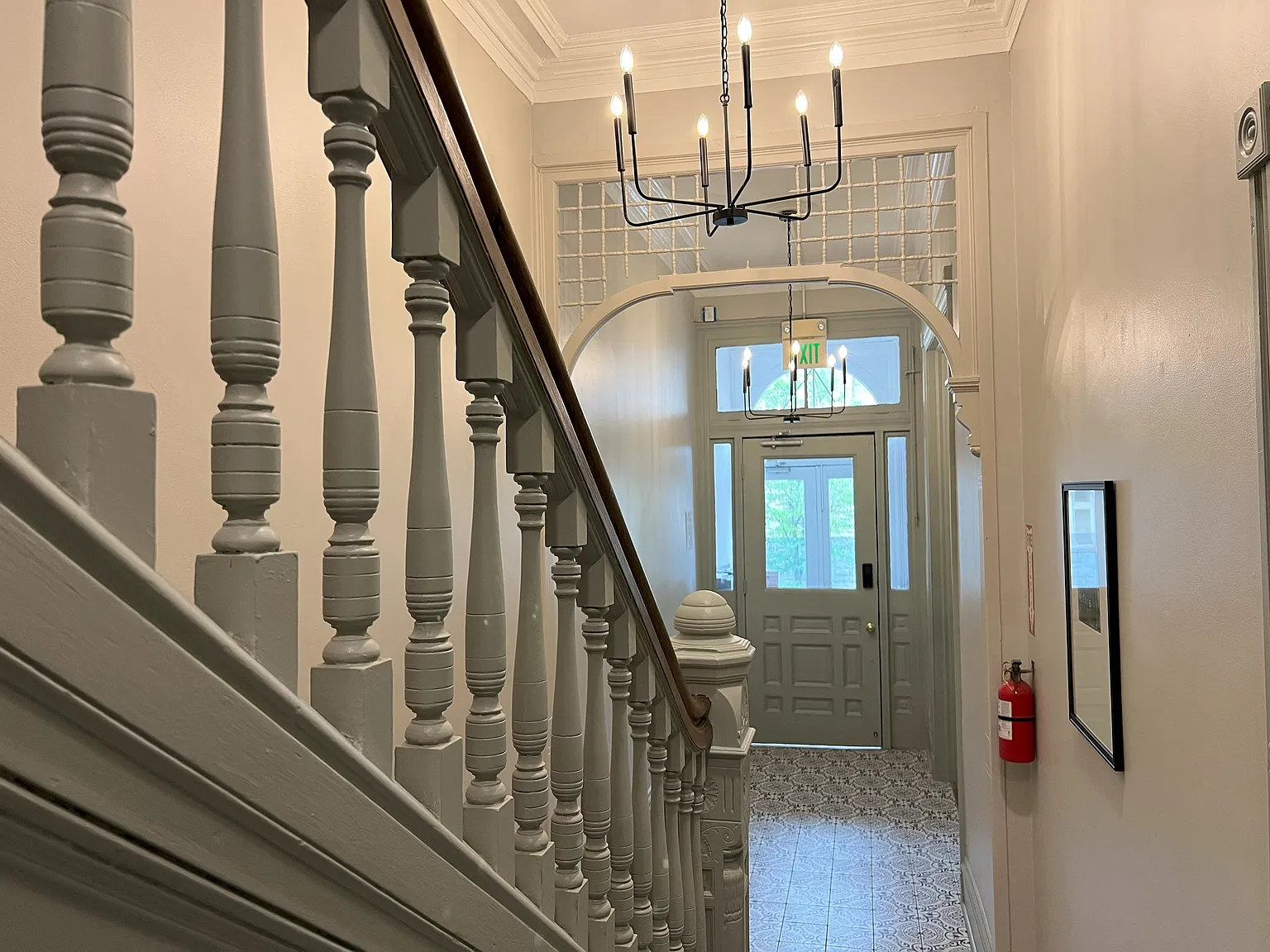 2 bed, 800 sqft, $1,350 — Photo 3
