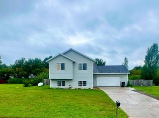 220 Cardinal Pl, Audubon, MN 56511