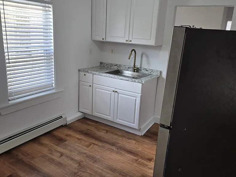 8 Cherry St #2 — Photo 5