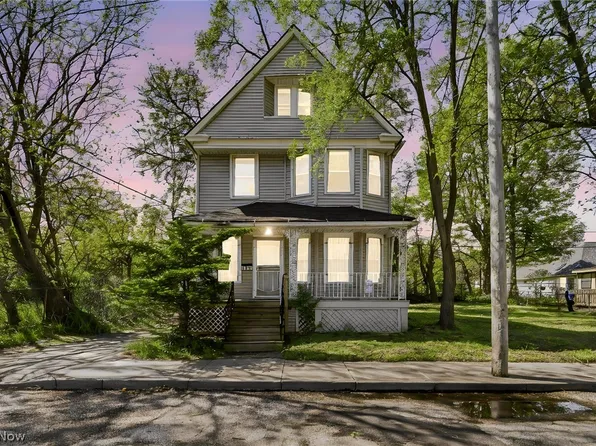 9008 Birchdale Ave, Cleveland, OH 44106