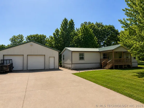 25131 S 604th Rd, Grove, OK 74344