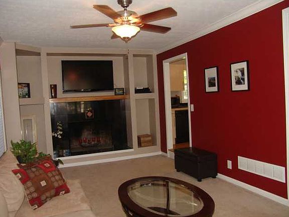 4th image of 3393 Landrum Dr SE