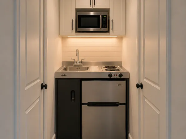(undisclosed Address), Wilmington, DE 19810