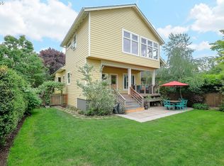 1145 SE Bidwell St, Portland, OR 97202