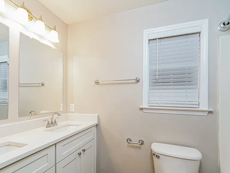 525 Hidden Cellars Dr — Photo 13