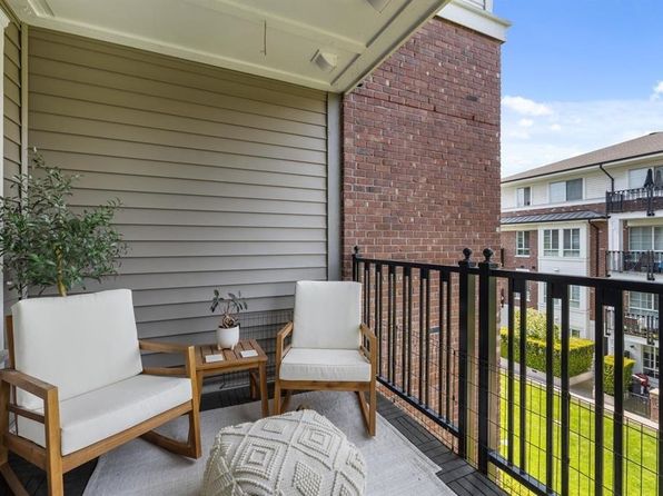 2 bedroom rental in Coquitlam — photo 16