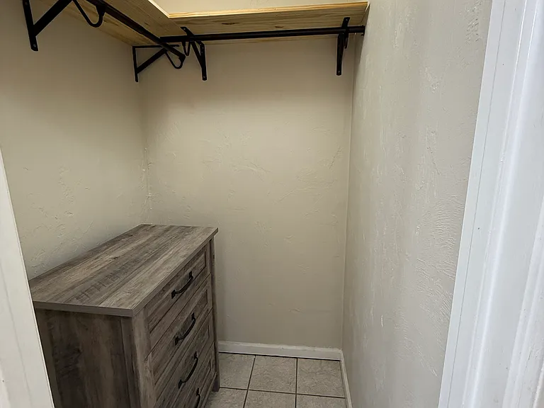 1108 Greentree Ct #C — Photo 10