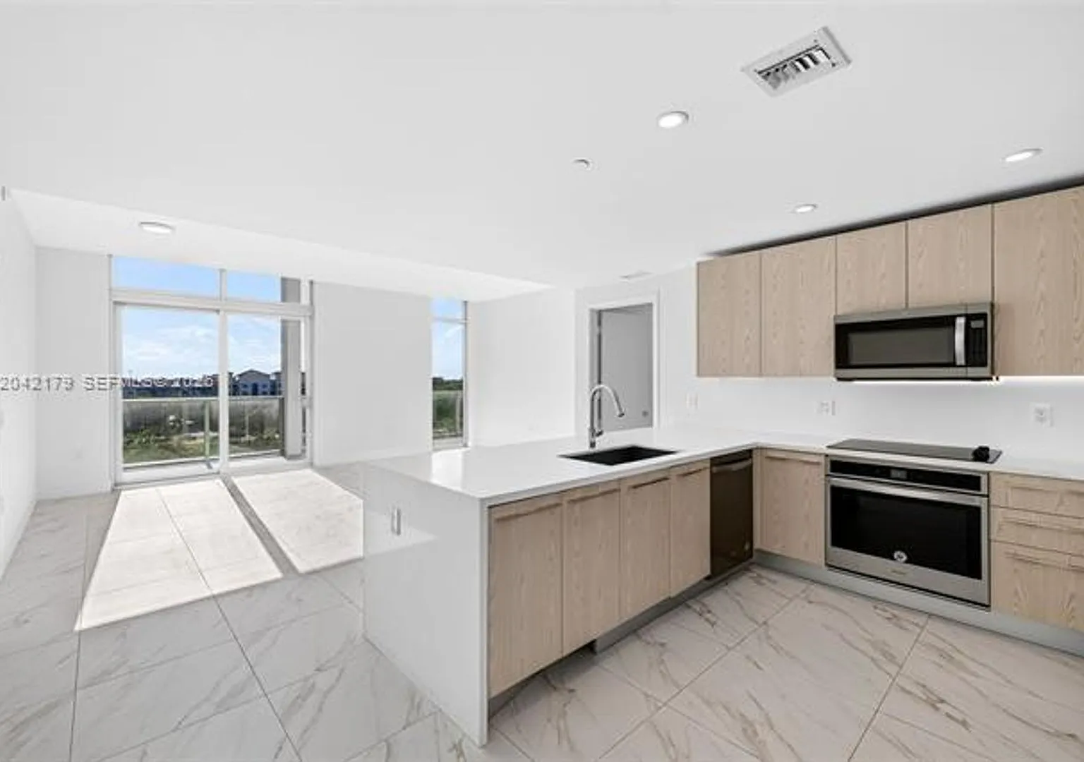 2000 Metropica Way cu-616, Sunrise, FL 33323 — Photo 2