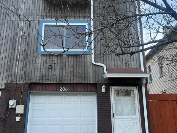 208 Seaman St, New Brunswick, NJ 08901