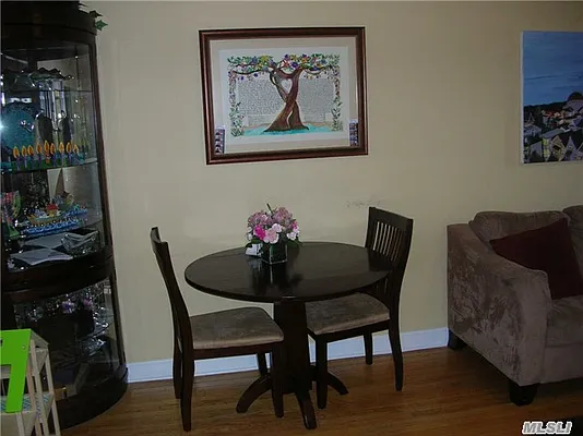 Sold by Benjamin Realty Since 1980 | media 4