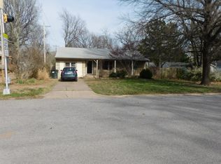 308 N Michigan St, Oxford, KS 67119