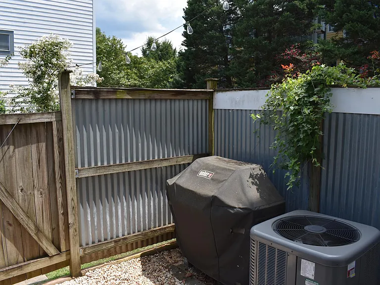 2079 Atherton Heights Ln — Photo 20