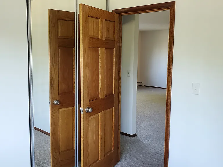 207 N Main St — Photo 13