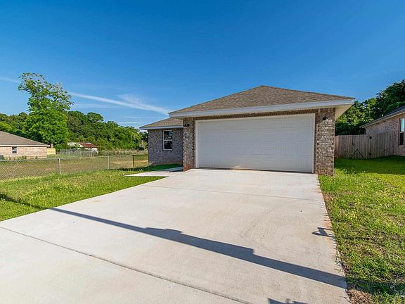 2nd image of 4621 Queen Palm Ct