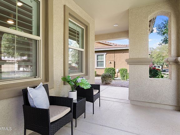 4th image of 20789 W PASADENA Avenue