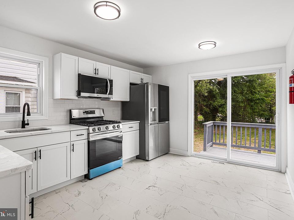 1st image of 410 Walnut Ave