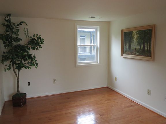 5th image of 446 W South St #2