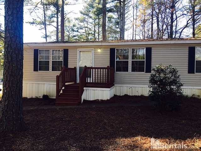 2nd image of 3 Hickory Knoll Trl