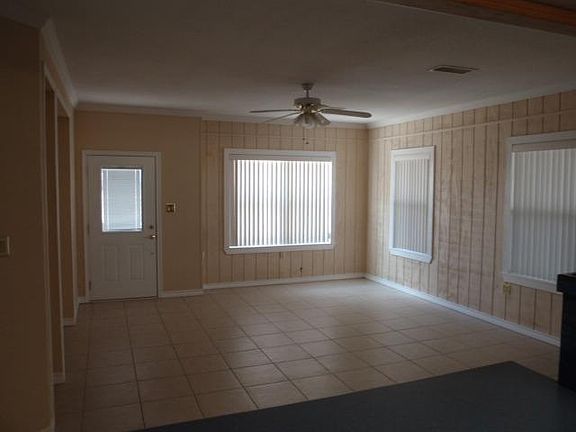 5th image of 1805 E Fm 1187