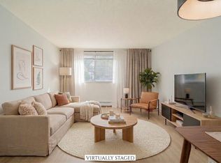 800 Governors Dr APT 17, Winthrop, MA 02152