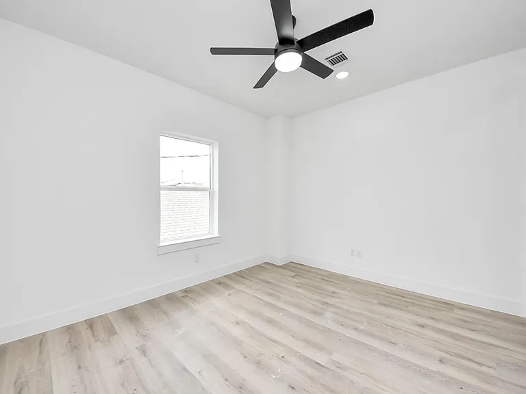 4410 Allen St #A — Photo 23