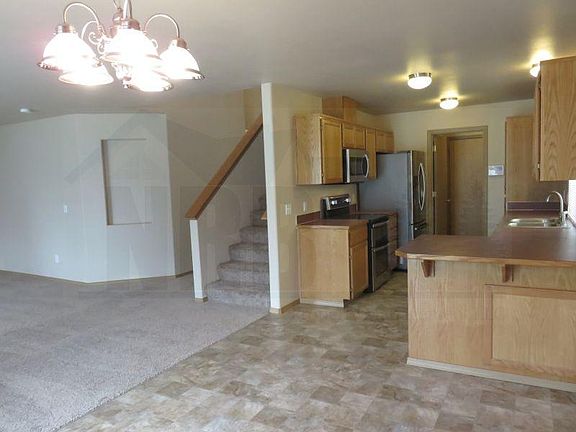 4th image of 19402 12th Avenue Ct E