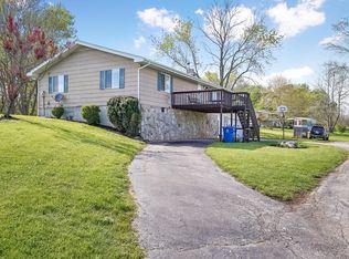 1895 N Fremont Rd, Ozark, MO 65721