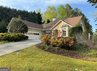 2201 Emerald Dr, Loganville, GA 30052