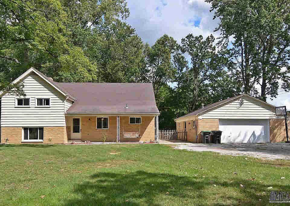 8122 Lewis Ave, Temperance, MI 48182 Zillow