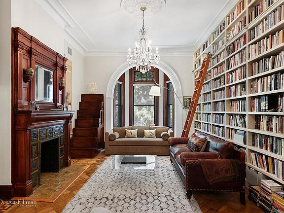 4th image of 133 W 122nd St