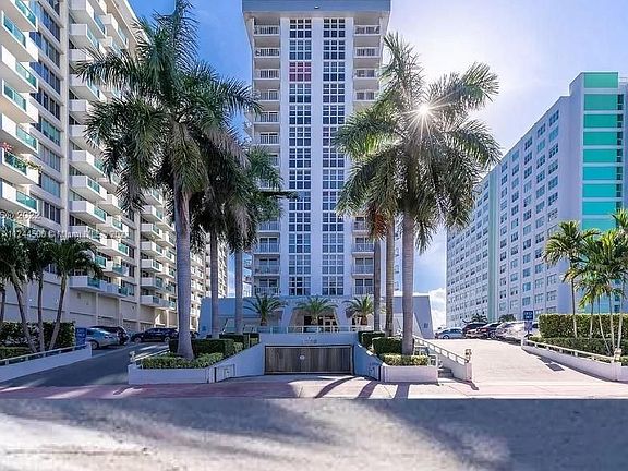 2nd image of 1228 West Ave APT 1008
