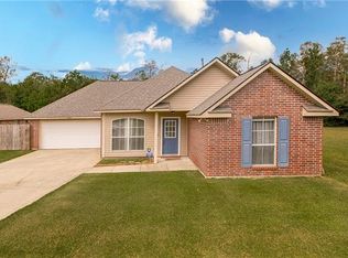 23891 Partridge Ln, Denham Springs, LA 70726