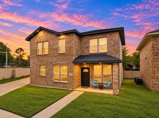 100 Newport Pl, Mesquite, TX 75149