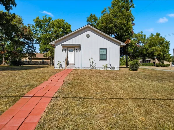 808 N Washington Ave, Bryan, TX 77803