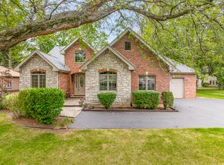 12022 S 72nd Ct, Palos Heights, IL 60463