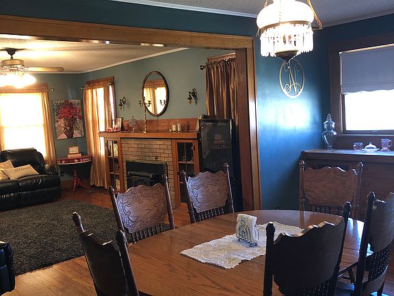 Dining looking into living 