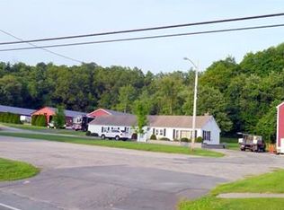 53 Taylor St, Granby, MA 01033