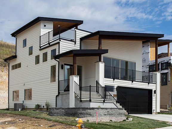 2nd image of 6162 Macarthur Dr