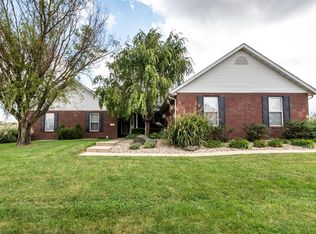 810 White Horse Ln, O Fallon, IL 62269