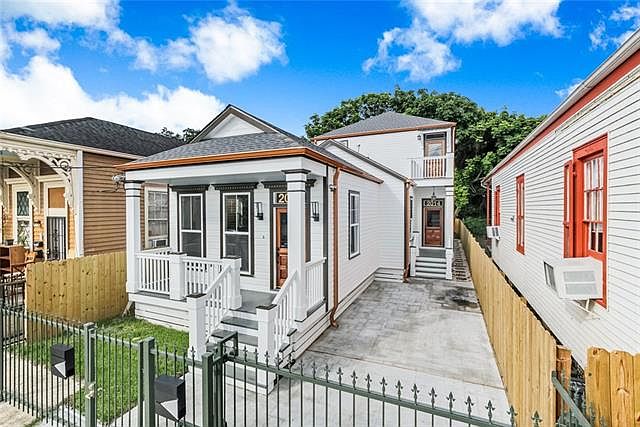 1st image of 2012-14 Josephine St