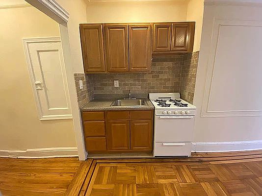 3rd image of 118-40 Metropolitan Ave #1D